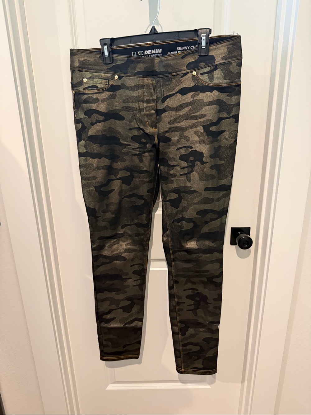 Luxe Skinny Camo Jeans - Olive & Black